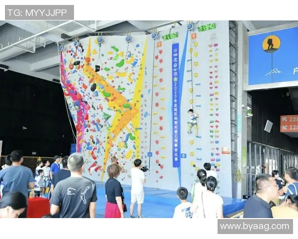 成都攀岩队战术创新引领攀岩排名新高峰展现团队实力与技术突破